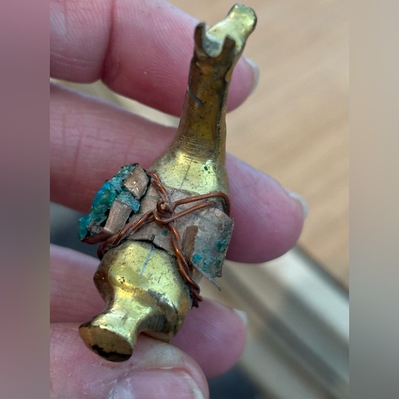 Vintage Brass Pack Llama Saddle Bags Filled W/Stones Small Figurine(one missing) - Picture 3 of 5